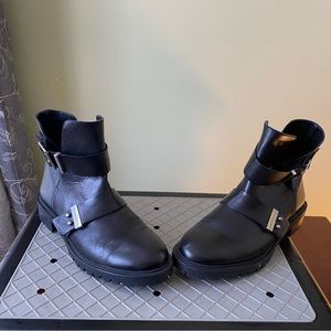 Zara Woman Black Biker Buckle Strap Combat Ankle Boots